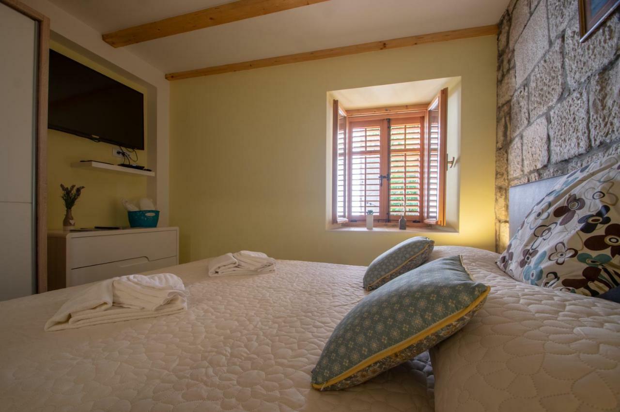 Apartments Giro Korcula Eksteriør bilde